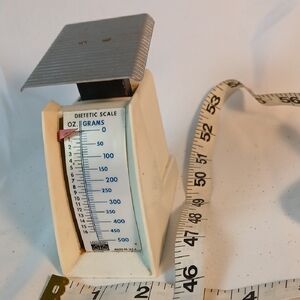 Vintage White Dietetic Scale
